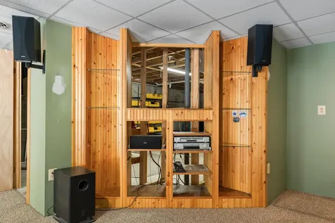 826 Cherry Valley Road Gilford NH 03249