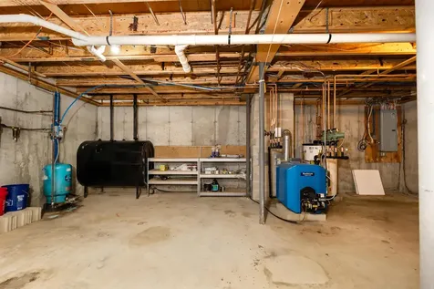 826 Cherry Valley Road Gilford NH 03249