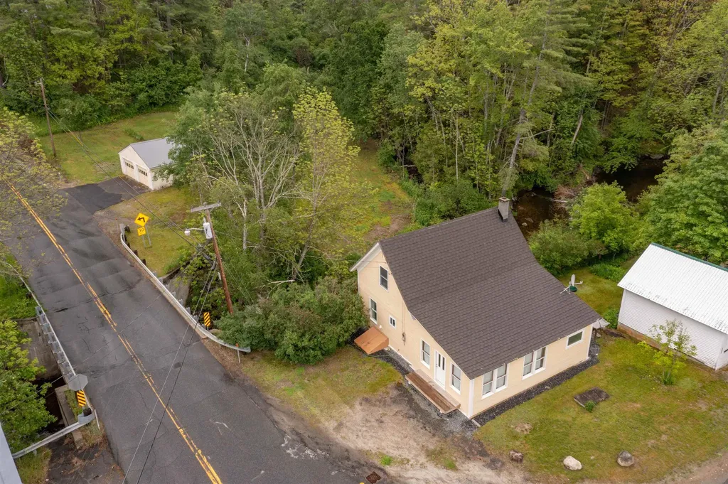 4 Dame Hill Road Orford NH 03777
