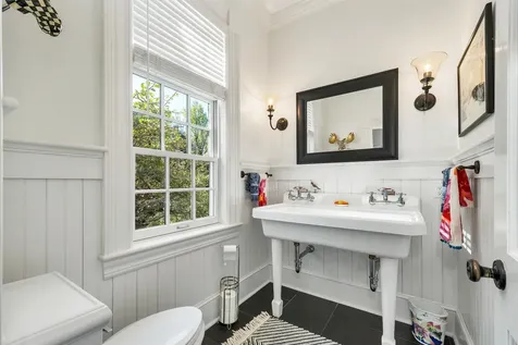 137 Brown Road Tuftonboro NH 03816