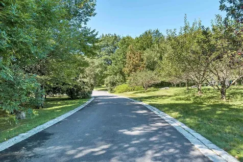 137 Brown Road Tuftonboro NH 03816