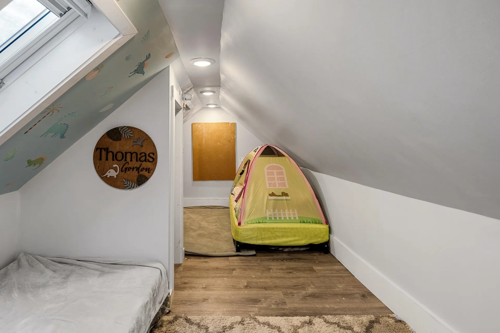 292 Arah Street Manchester NH 03104