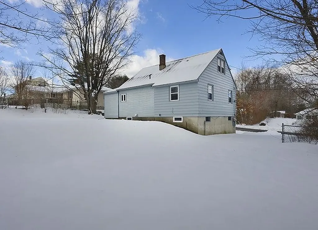 31 W Diane Drive Keene NH 03431