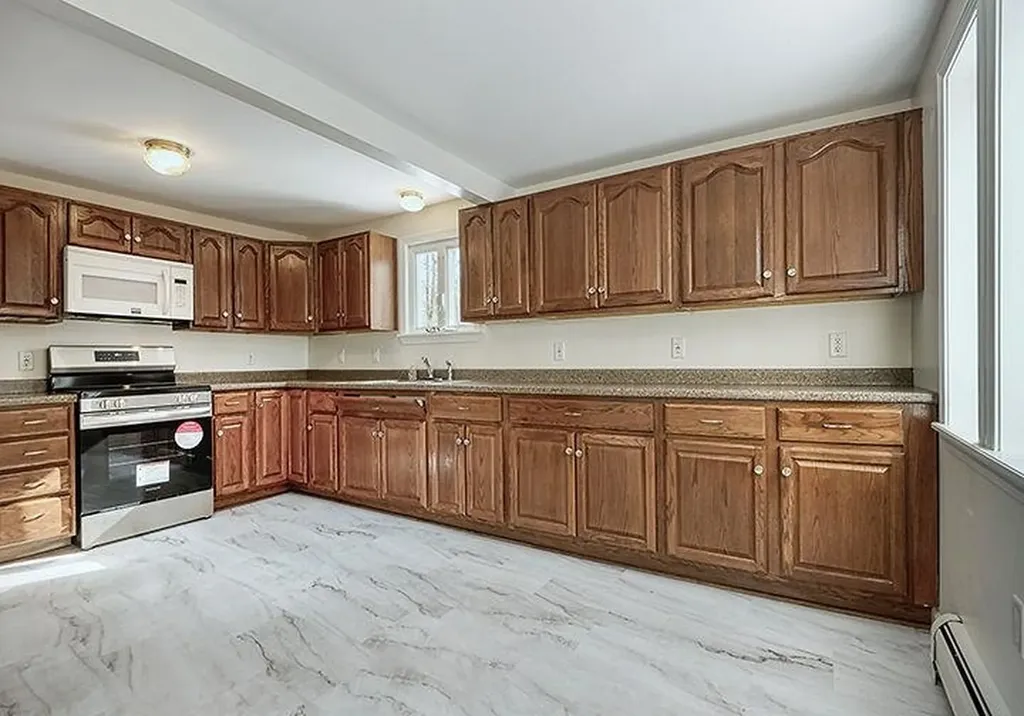 31 W Diane Drive Keene NH 03431