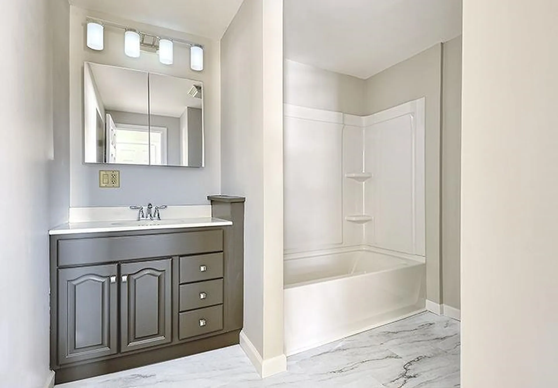 31 W Diane Drive Keene NH 03431