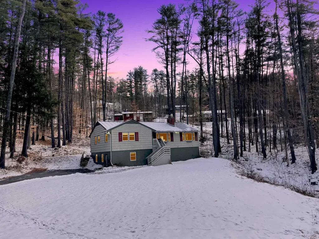 4 Kingsford Road Hanover NH 03755
