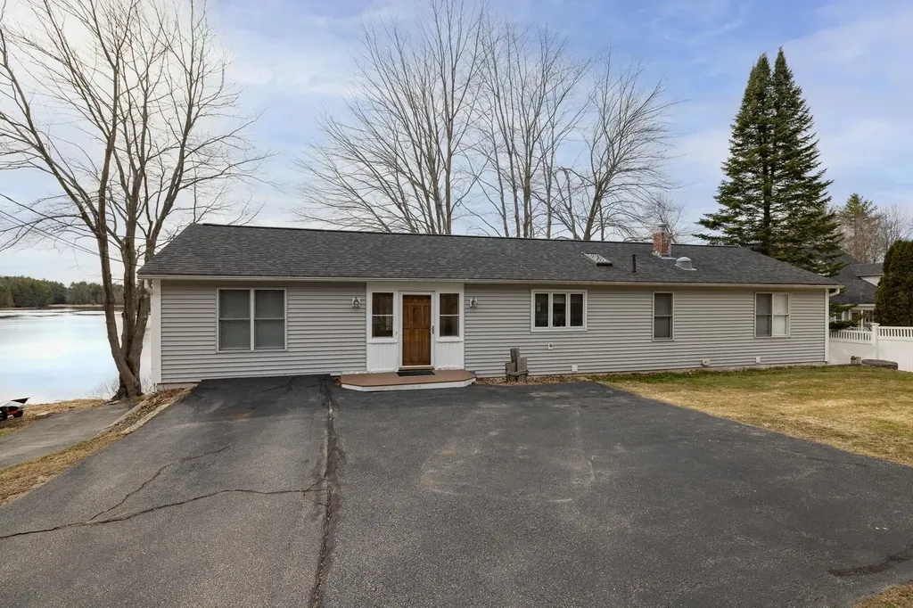 105 Spur Road Dover NH 03820