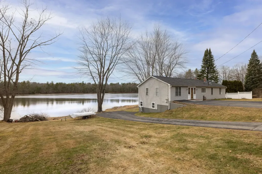 105 Spur Road Dover NH 03820