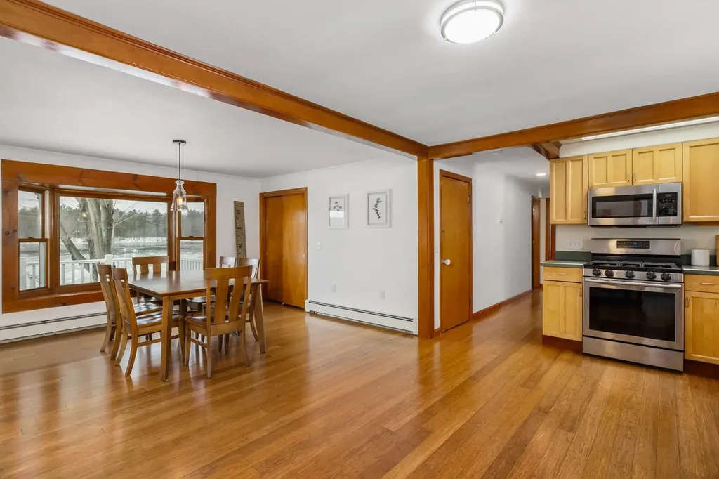 105 Spur Road Dover NH 03820