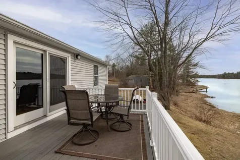 105 Spur Road Dover NH 03820