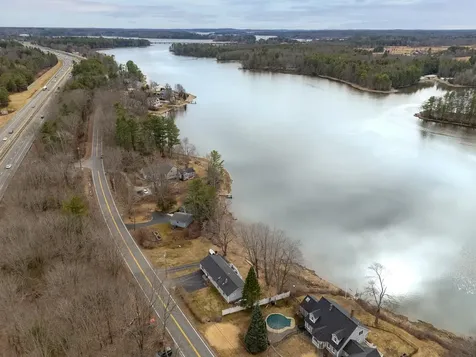 105 Spur Road Dover NH 03820