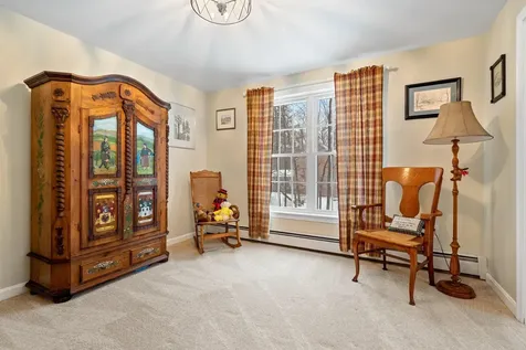 66 Hills Farm Road Chester NH 03036