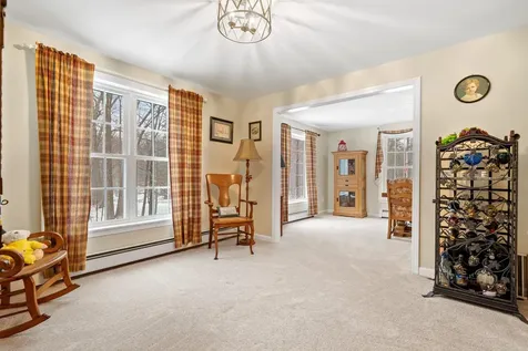 66 Hills Farm Road Chester NH 03036