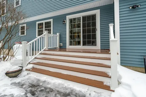 66 Hills Farm Road Chester NH 03036