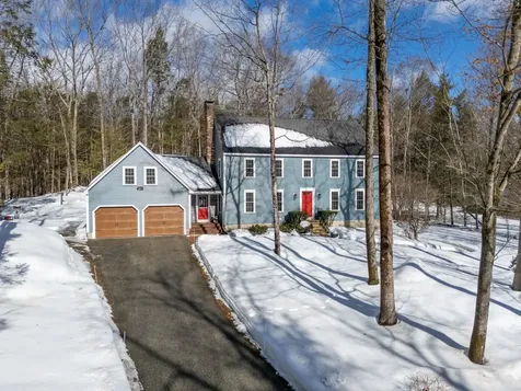 66 Hills Farm Road Chester NH 03036