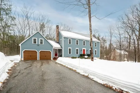 66 Hills Farm Road Chester NH 03036