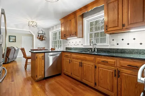 66 Hills Farm Road Chester NH 03036