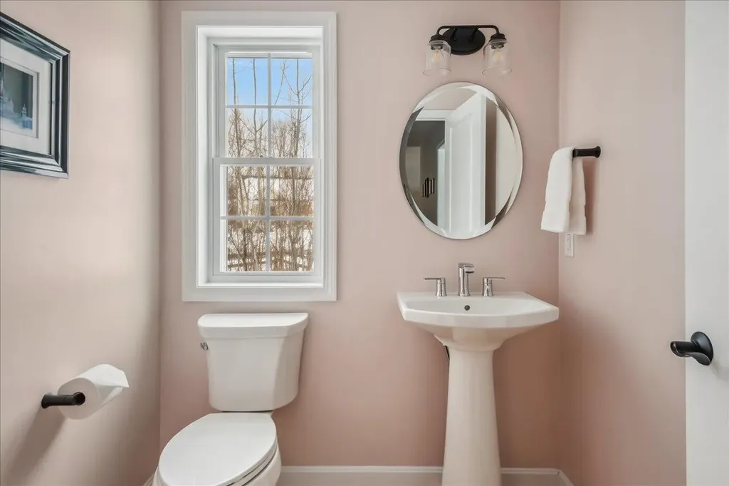 448 Annas Court Colchester VT 05446