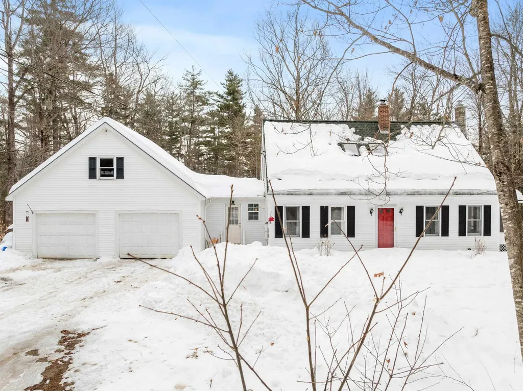 487 Chase Road Sandwich NH 03259