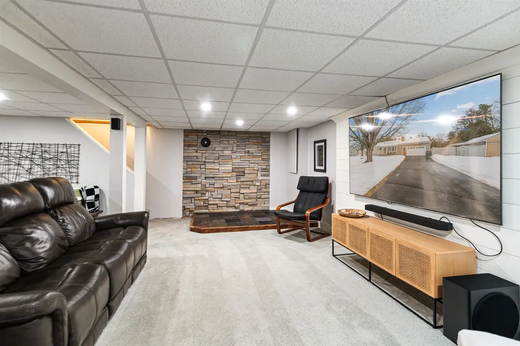 244 Al Shir Road Colchester VT 05446