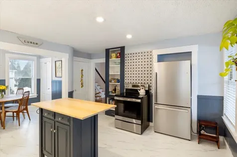 195 S Main Street Rochester NH 03867