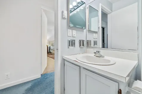 107 Brook Hollow Hanover NH 03755