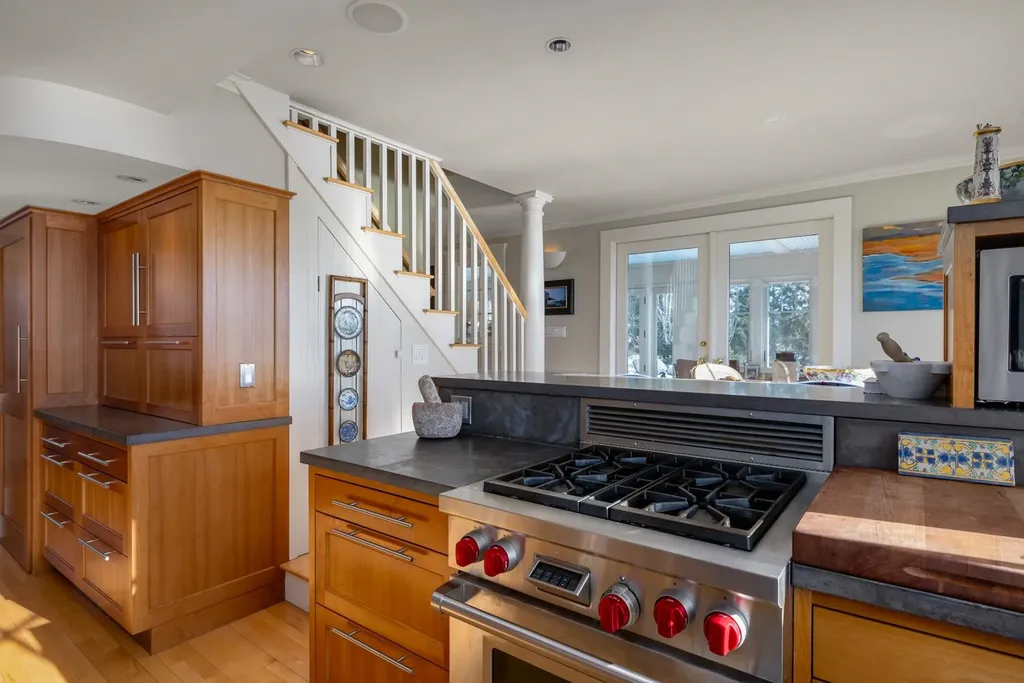 183 Portsmouth Avenue New Castle NH 03854