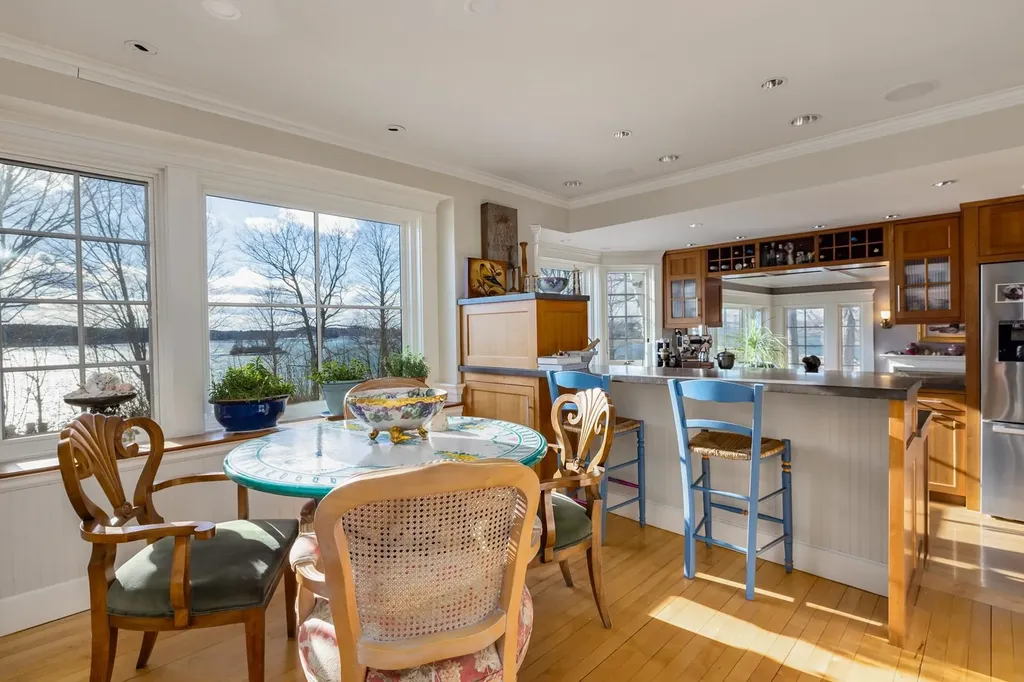 183 Portsmouth Avenue New Castle NH 03854