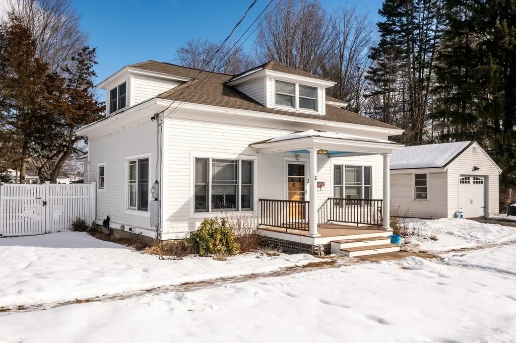 2 Laurier Street Somersworth NH 03878