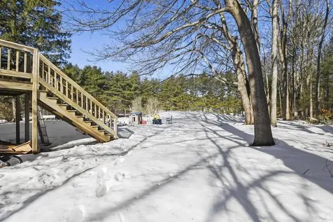 48 Whittier Street Newton NH 03858