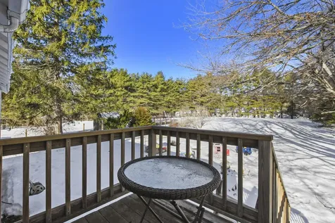 48 Whittier Street Newton NH 03858