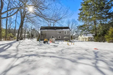 48 Whittier Street Newton NH 03858