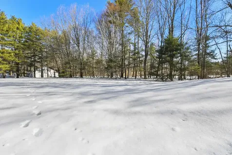 48 Whittier Street Newton NH 03858