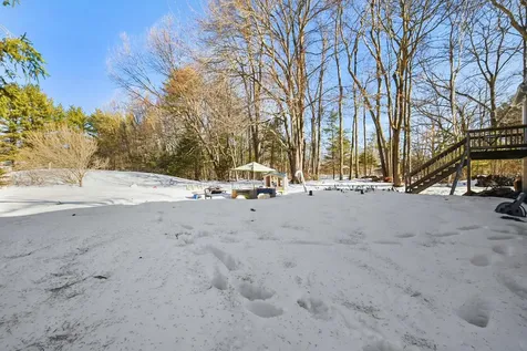 48 Whittier Street Newton NH 03858