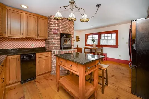 163 Main Street Plaistow NH 03865