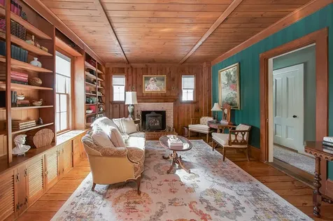 163 Main Street Plaistow NH 03865