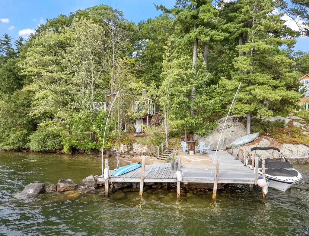 16 Varney Point Road Left Gilford NH 03249