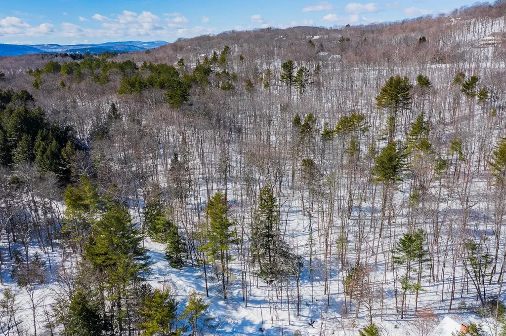 5417 Fletcher Lane Hartford VT 05001