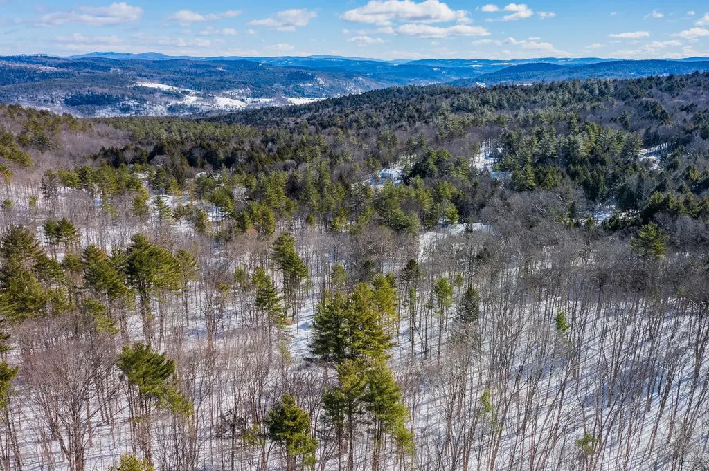 5417 Fletcher Lane Hartford VT 05001