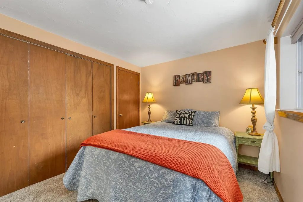 65 Glen Forest Drive Moultonborough NH 03254