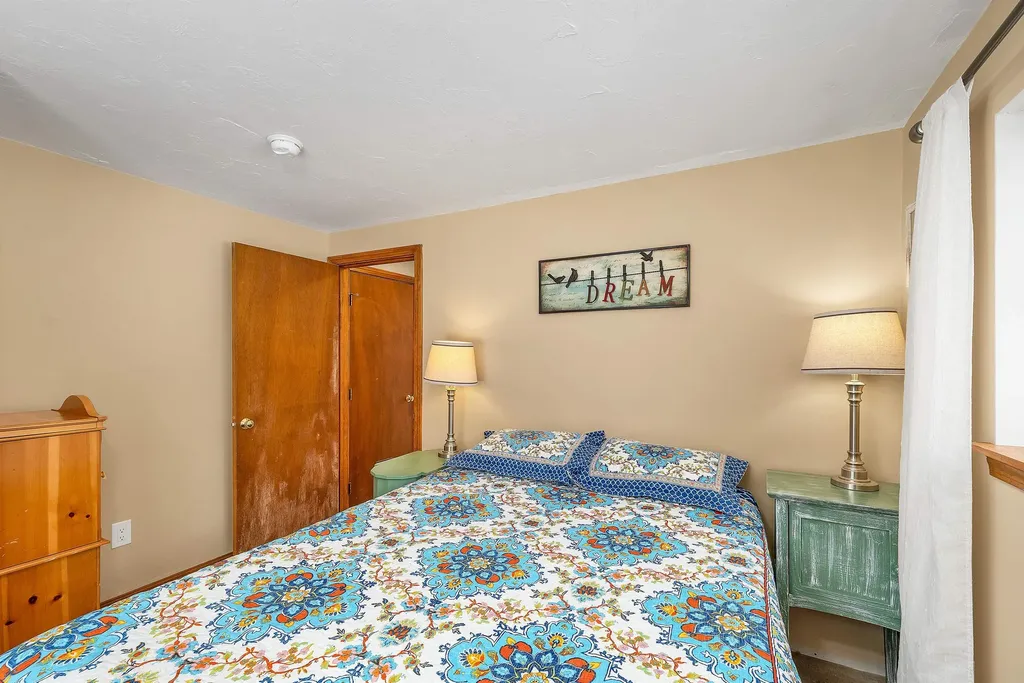 65 Glen Forest Drive Moultonborough NH 03254