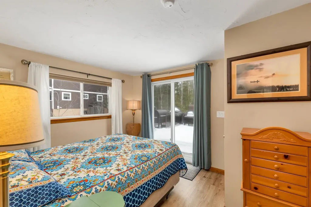 65 Glen Forest Drive Moultonborough NH 03254