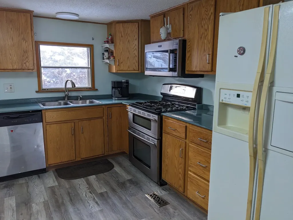 238/266 South Main Street Danby VT 05739