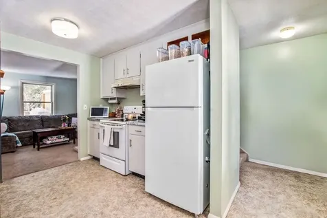 8 Monarch Lane Claremont NH 03743