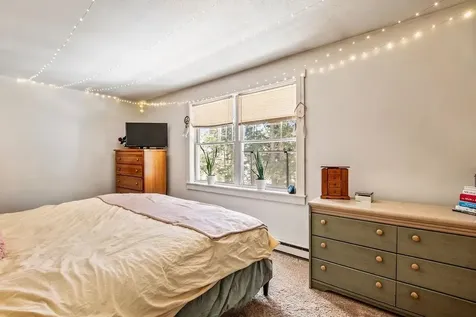 8 Monarch Lane Claremont NH 03743