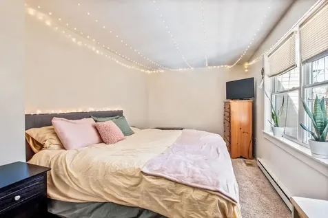 8 Monarch Lane Claremont NH 03743