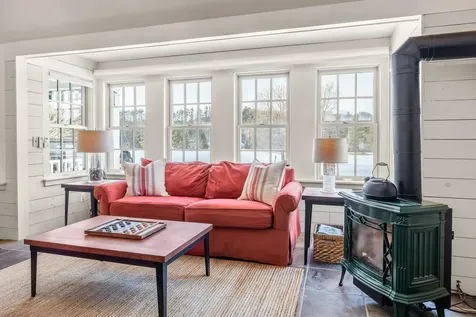 48 River Road Hanover NH 03755