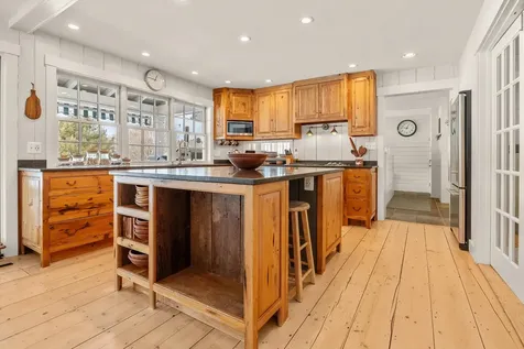 48 River Road Hanover NH 03755