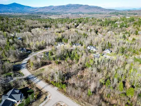 64 Grandview Road Conway NH 03818