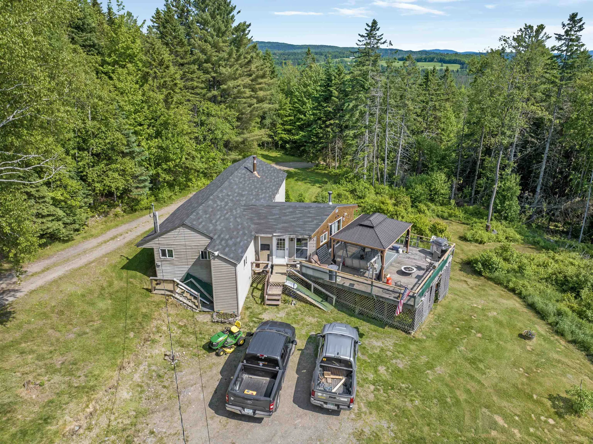97 Cobblestone Road Clarksville NH 03592